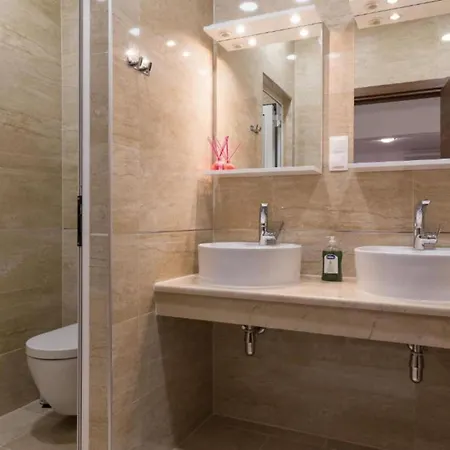 Free Bird - Bed In Four Bed Mixed 2 Holiday home Dubrovnik