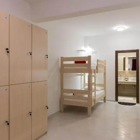 Free Bird - Bed In Four Bed Mixed 2 *