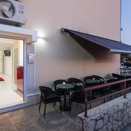 Free Bird - Bed In Four Bed Mixed 2 Dubrovnik